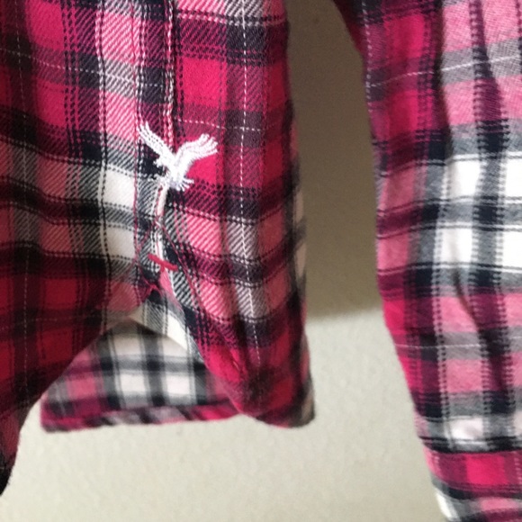 AE Plaid Button Up Shirt Sz M - Picture 2 of 7